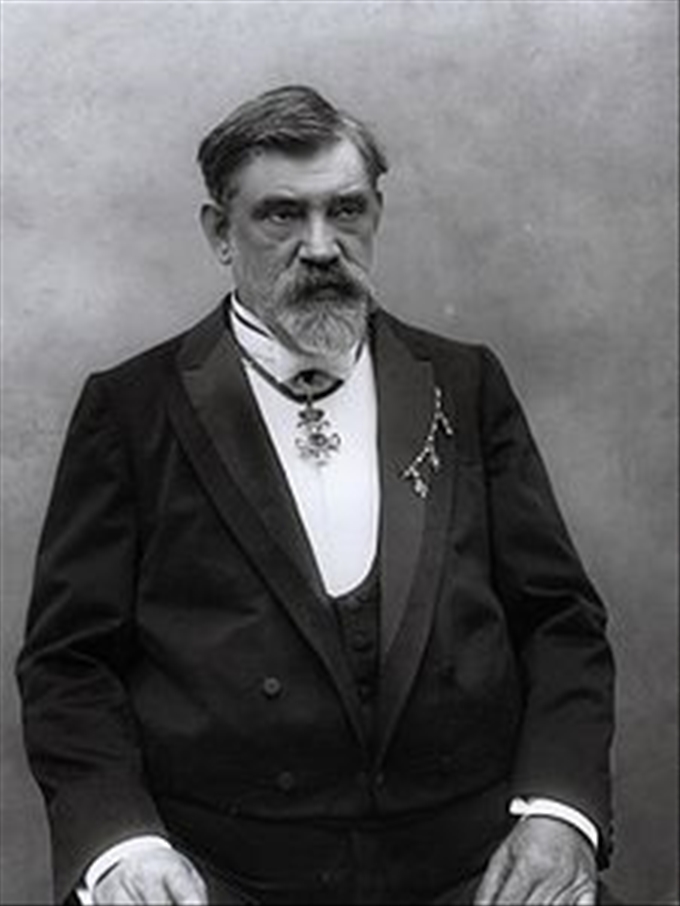 KŘIŽÍK  František